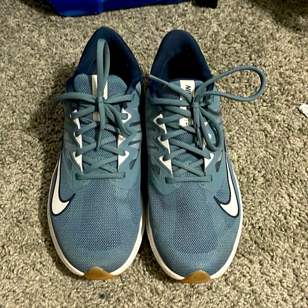 Nike Quest 3